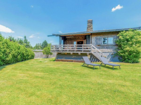  Traditional chalet with garden near Malmedy and Hautes Fagnes  Мальмеди